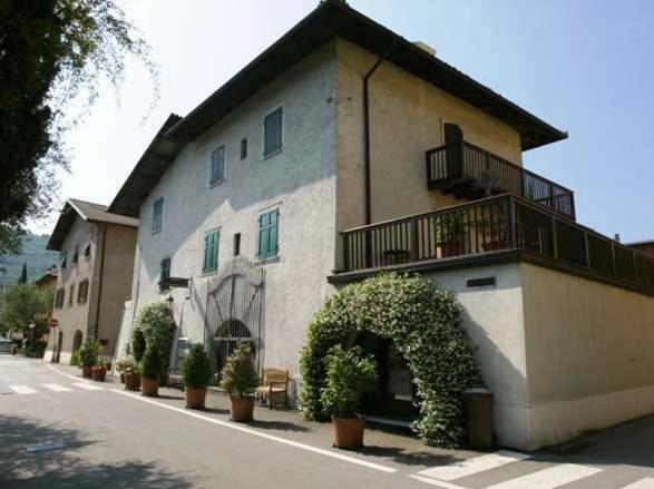Locanda Restel De Fer Riva del Garda Exterior foto